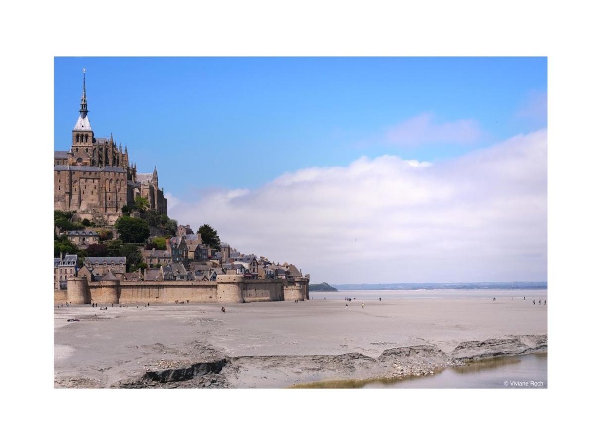 Chambre Les Anges proche Mont Saint-Michel, Maison d'hôtes l'Angevinière Exterior foto