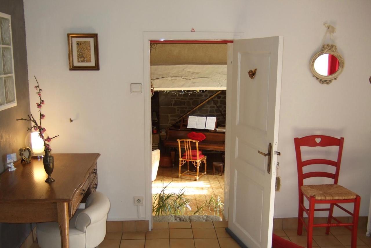 Chambre Les Anges proche Mont Saint-Michel, Maison d'hôtes l'Angevinière Exterior foto